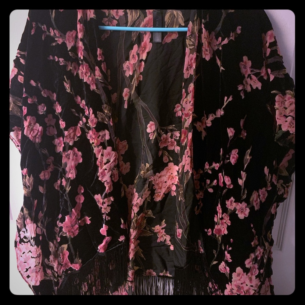 KIMONO STYLE WRAP